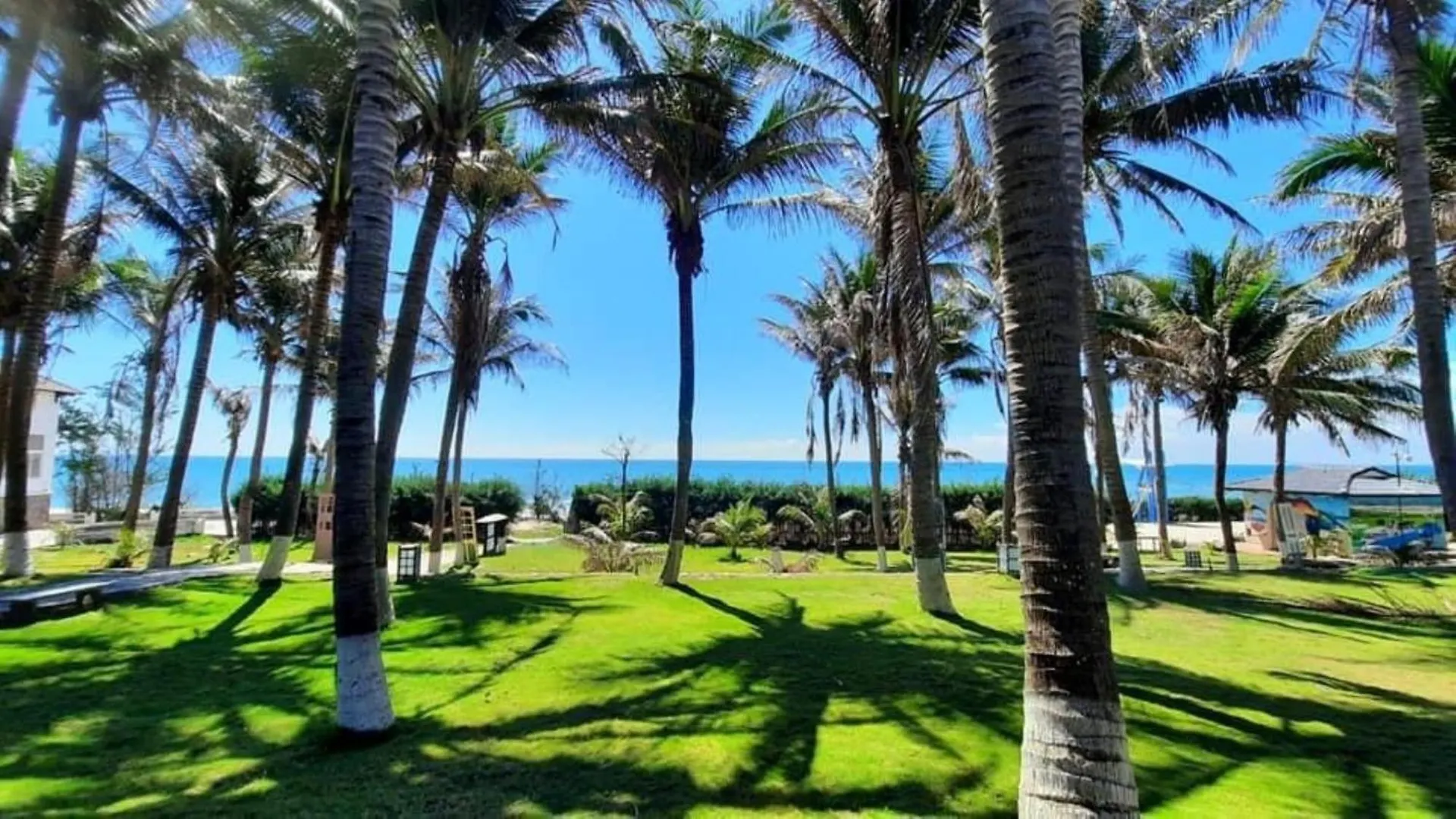 Silver Beach Resort Ke Ga